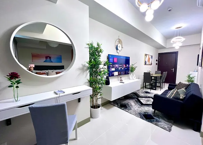 Apartment New & Modern Cozy 1br W/ Balcony@bgc, Wifi 300mbps