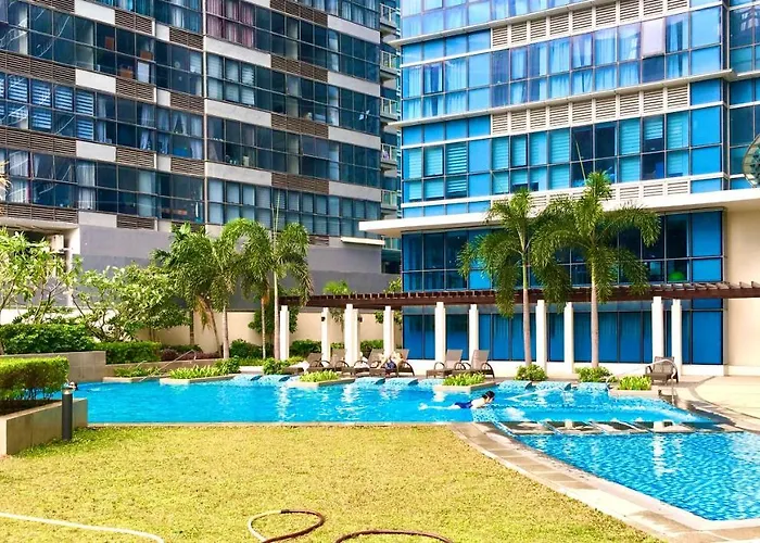 Apartment New & Modern Cozy 1br W/ Balcony@bgc, Wifi 300mbps *