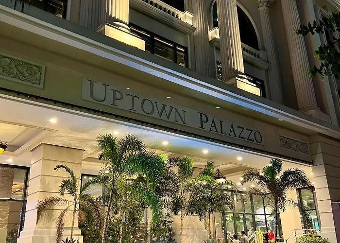 New & Modern Cozy 1br W/ Balcony@bgc, Wifi 300mbps * Manila